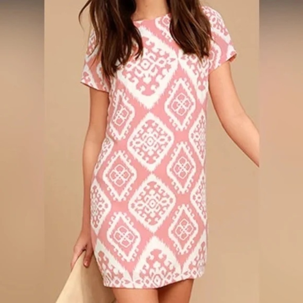 Lulu’s Pink and White Back Zipper Mini Shift Dress Small